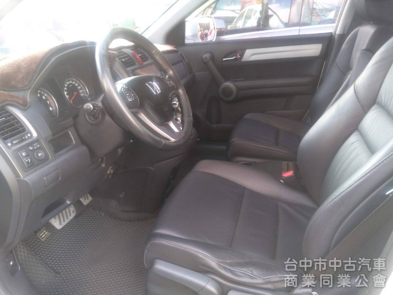 拼俗價 2013年式 CRV  2.4cc 一手優質美車 原版件 無事故 最佳 SUV首選車.....         