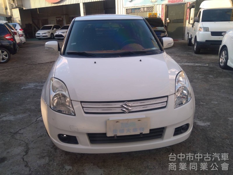 拼俗價 一手車 08年式 SWIFT 里程少 I-KEY   尾翼 跑車胎 搶購中.....              
