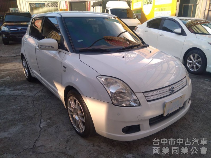 拼俗價 一手車 08年式 SWIFT 里程少 I-KEY   尾翼 跑車胎 搶購中.....              
