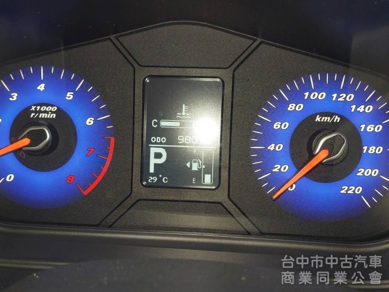 拼俗價  COLT 一手  17年式  女用美車 I-KEY 影音 音控鍵  搶購中....              