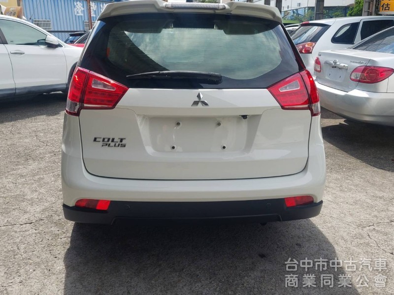 拼俗價  COLT 一手  17年式  女用美車 I-KEY 影音 音控鍵  搶購中....              