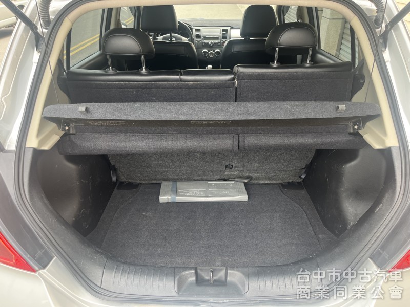 2010出廠2011車型Nissan Tiida