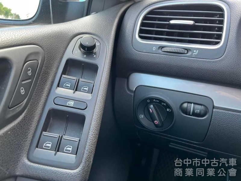 2012 VW GOLF 1.6汽油