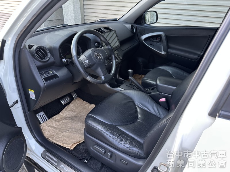 【 2009 TOYOTA RAV4 2.4 G 尊貴版 】  #原鈑件