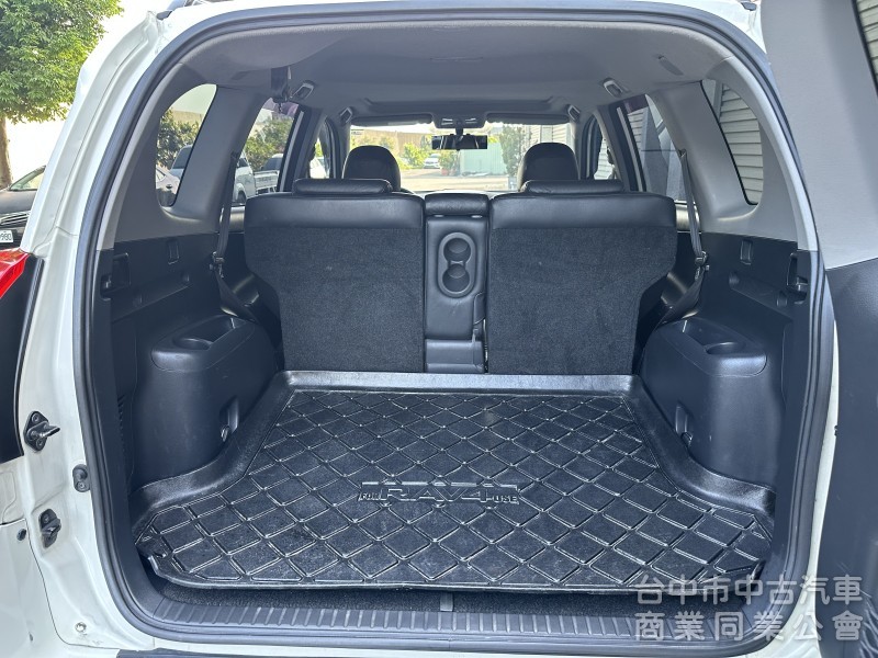 【 2009 TOYOTA RAV4 2.4 G 尊貴版 】  #原鈑件