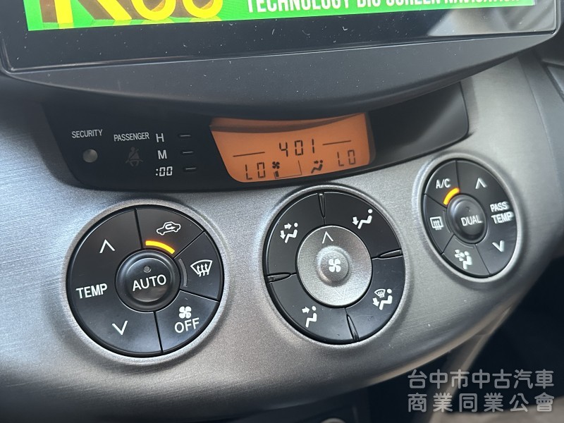 【 2009 TOYOTA RAV4 2.4 G 尊貴版 】  #原鈑件