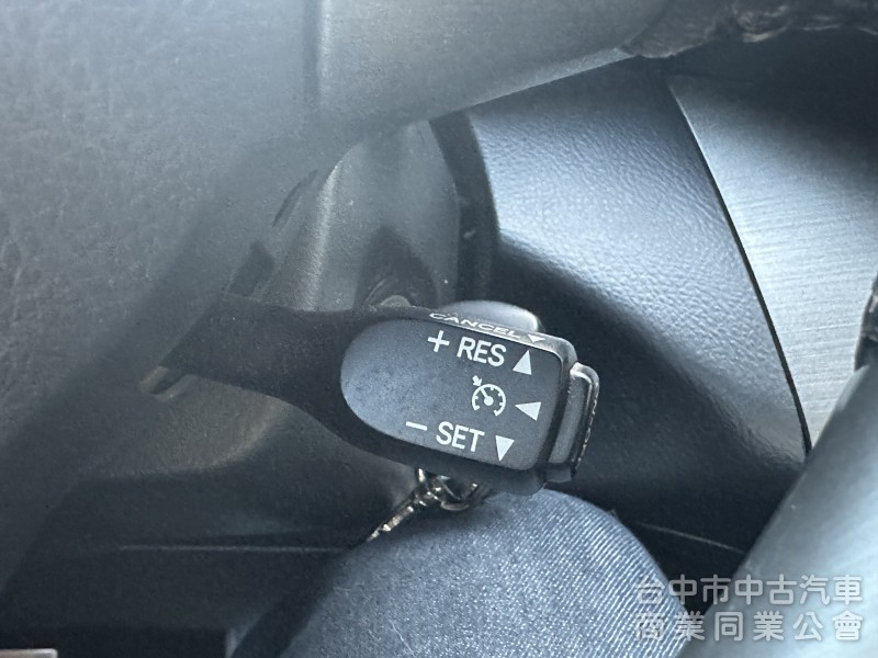 【 2009 TOYOTA RAV4 2.4 G 尊貴版 】  #原鈑件