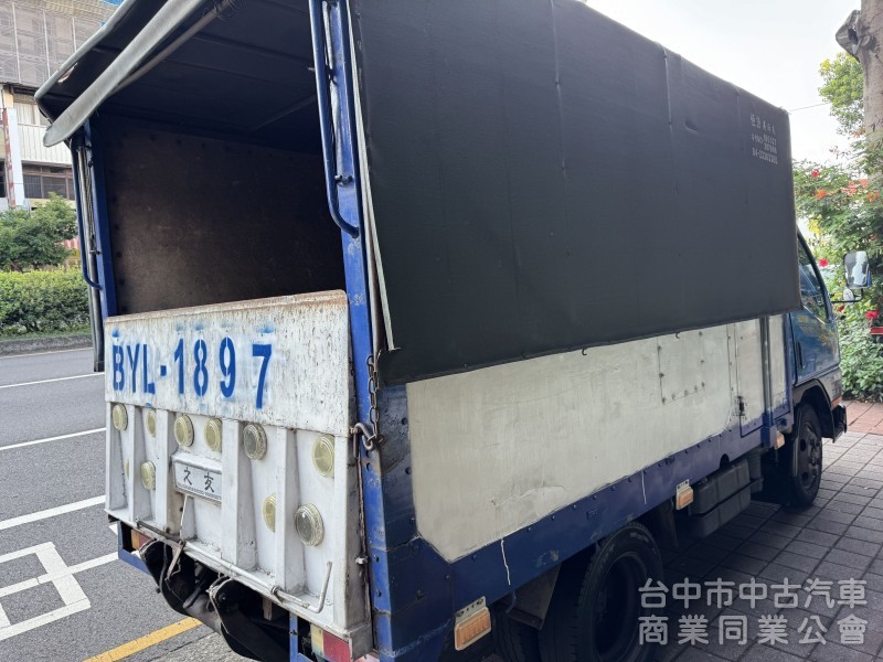 伸縮篷布 油壓尾門 各位老闆快買回去賺錢~