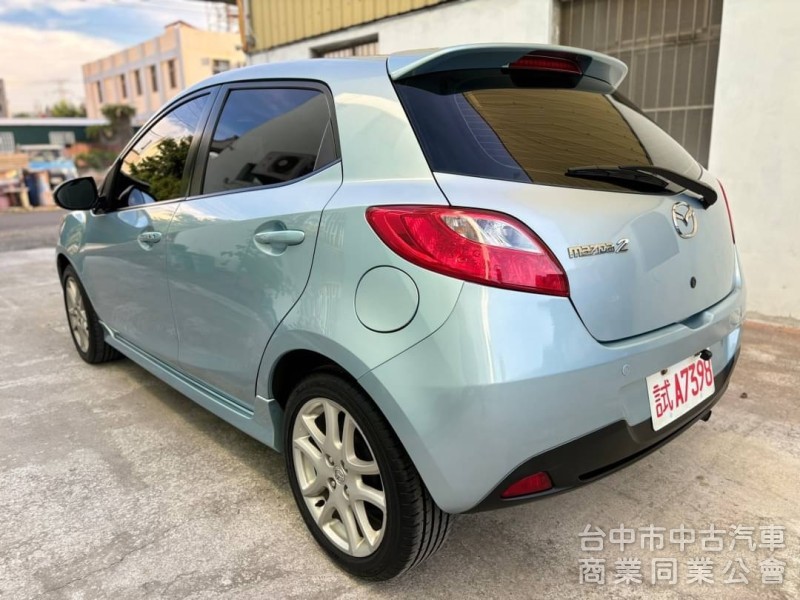 2011  馬自達2  掀背小車 Ikey 安卓機