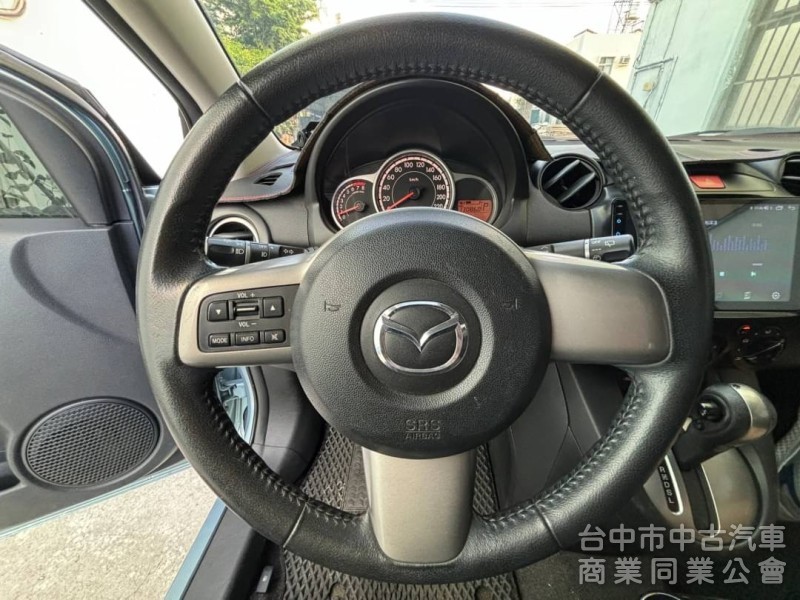 2011  馬自達2  掀背小車 Ikey 安卓機