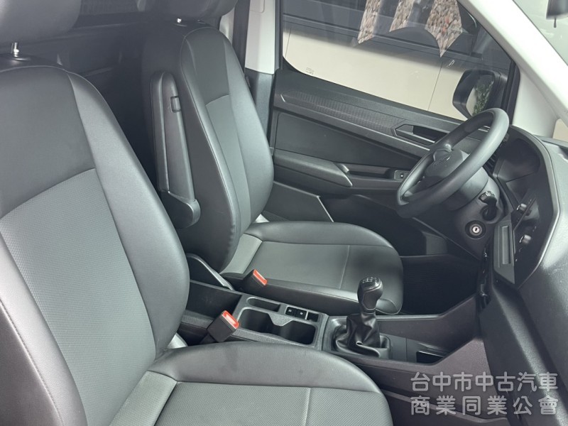 大空間合法貨車｜福斯 CADDY MAXI 手排長軸 2人座｜原廠里程保證
