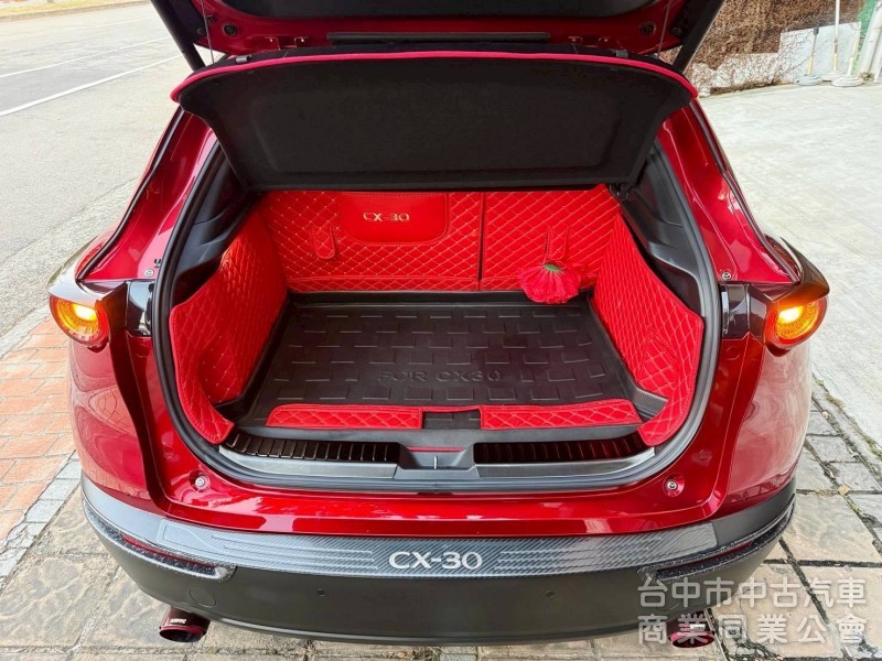 頂規旗艦一手車｜原漆原鈑件、滿配近新車！