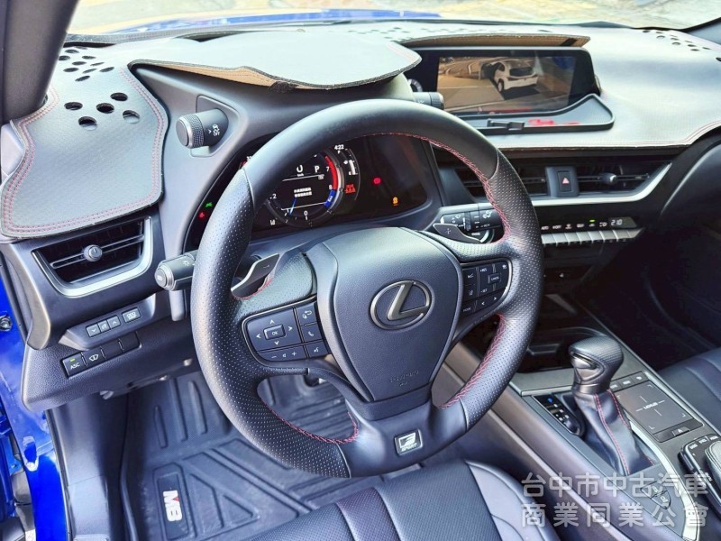 一手車低里程｜稀有UX200 F SPORT頂規勁化版