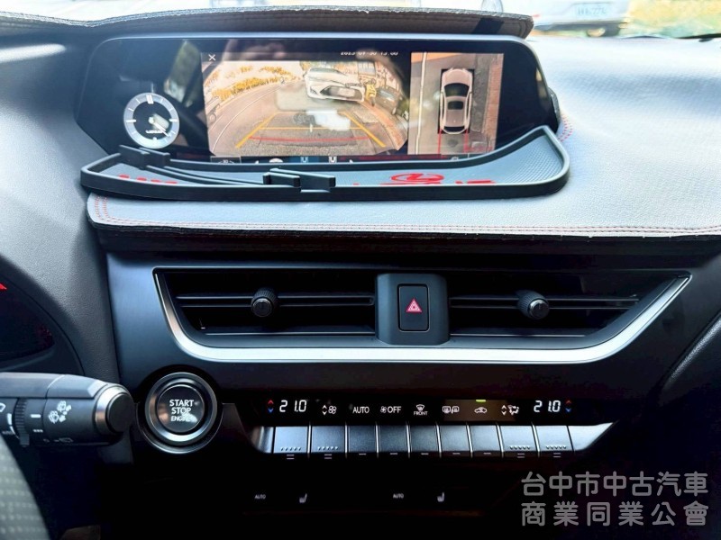 一手車低里程｜稀有UX200 F SPORT頂規勁化版