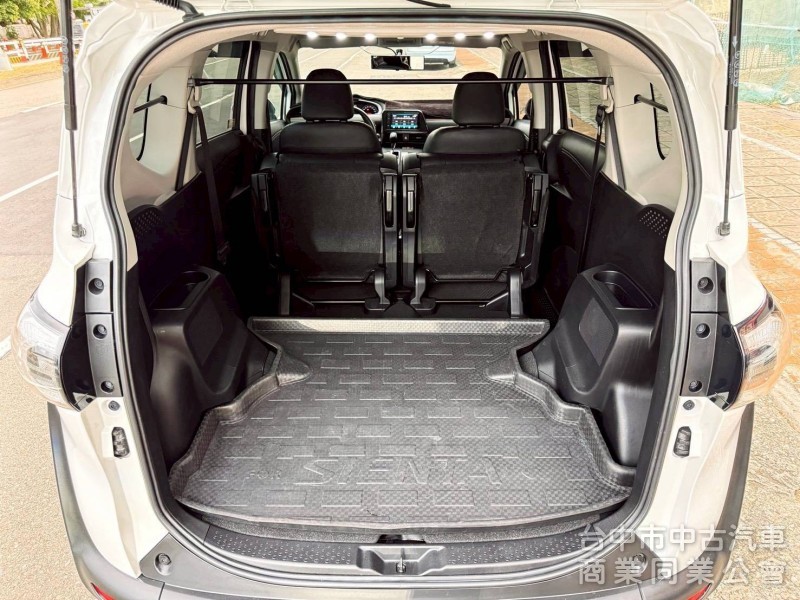 稀有釋出｜SIENTA 豪華版｜5人座大空間＋實跑三萬