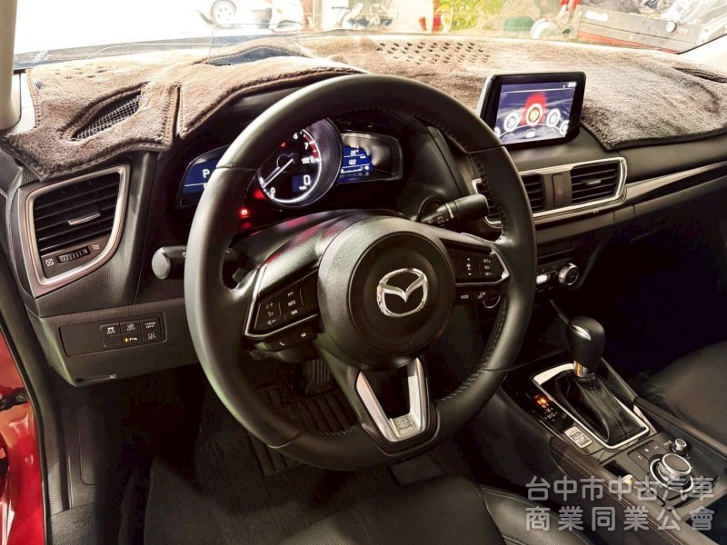 2018 馬自達 馬3 2.0 旗艦型｜魂動紅・低里程6萬・頂級安全滿配