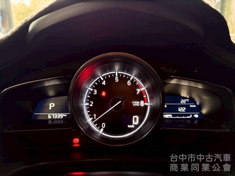 2018 馬自達 馬3 2.0 旗艦型｜魂動紅・低里程6萬・頂級安全滿配