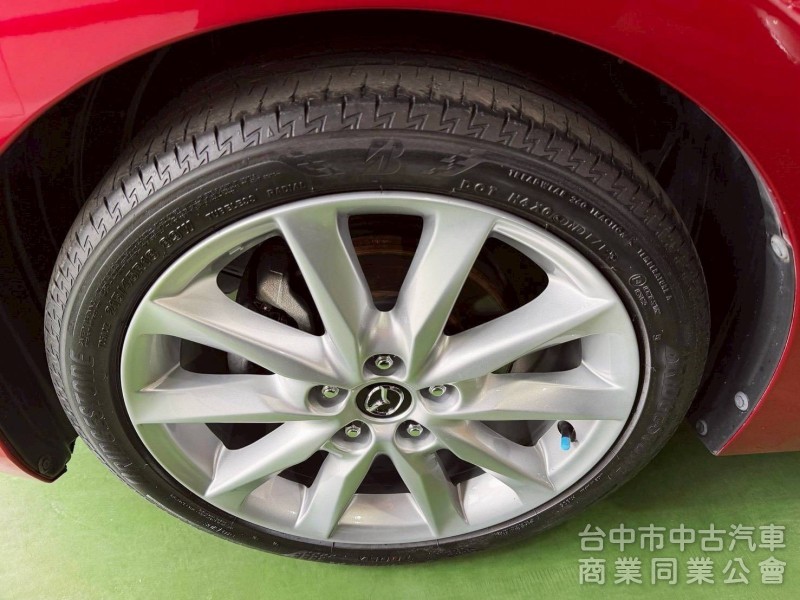 2018 馬自達 馬3 2.0 旗艦型｜魂動紅・低里程6萬・頂級安全滿配