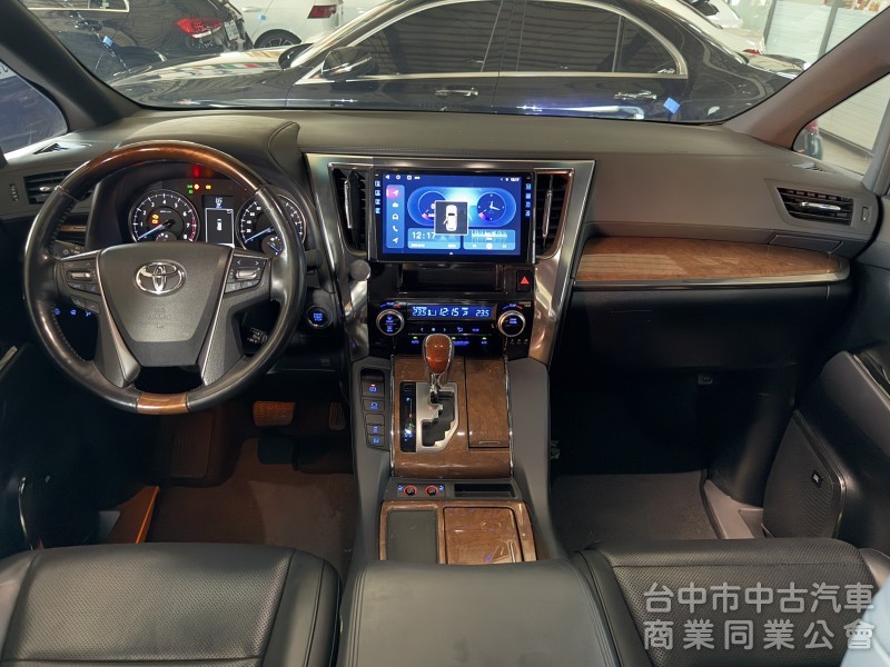 2017年 Toyota Alphard 3.5 Executive Lounge