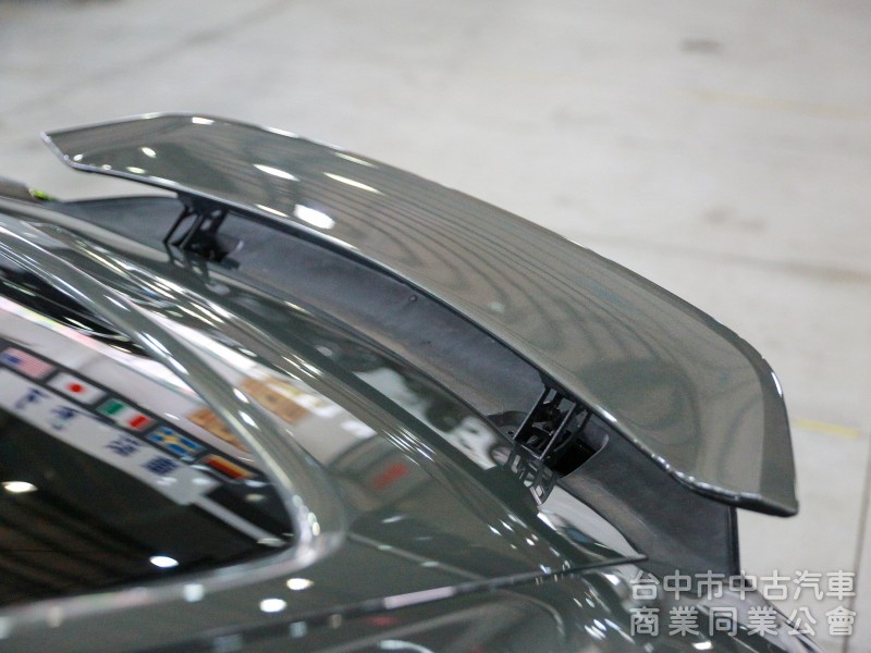 2022 Porsche 718 Cayman