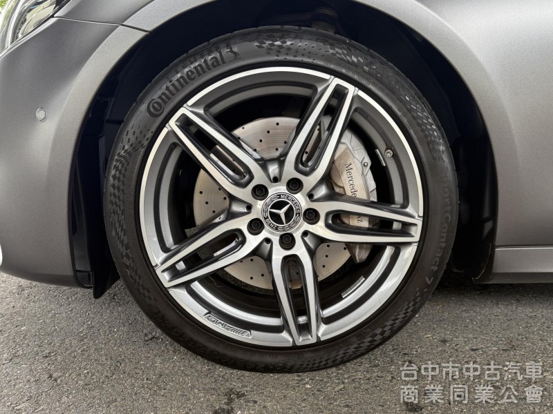 2019 M-Benz E-Class Sedan E300運動版