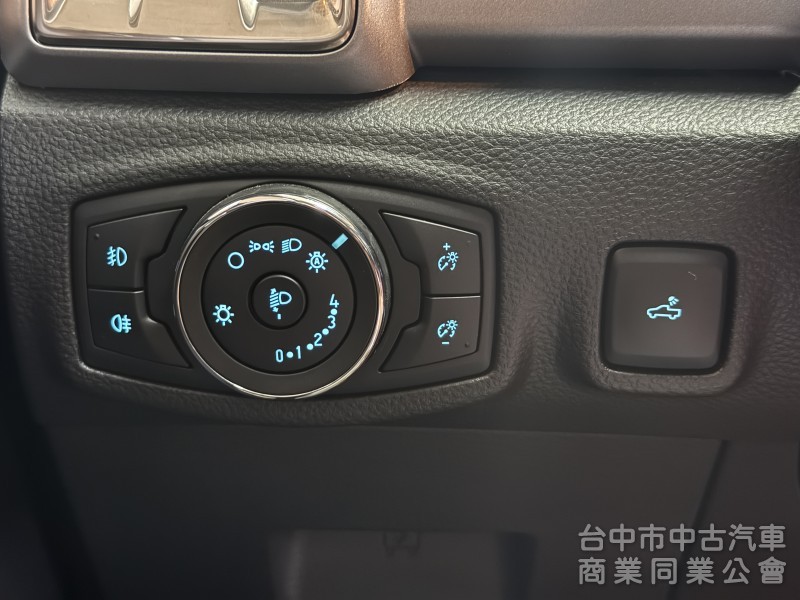 2021 Ford Ranger 職人型