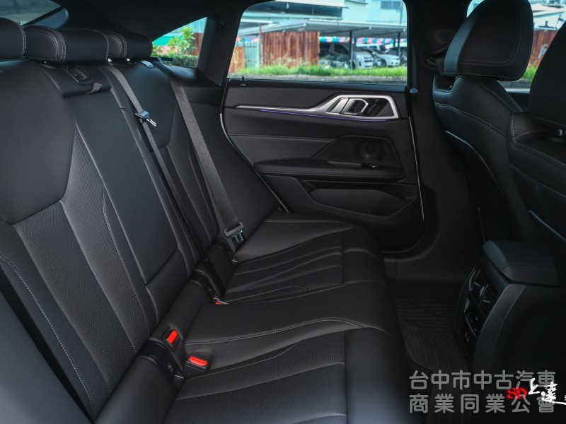 2022 BMW 4-Series Gran Coupé 420i M Sport 白色