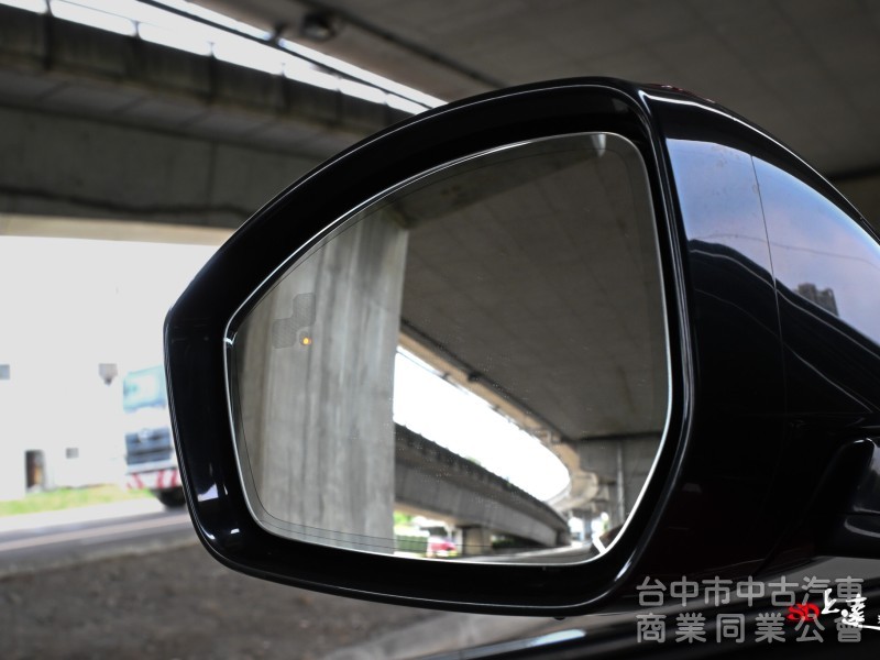 2018 Land Rover Range Rover Velar S P250 紅色