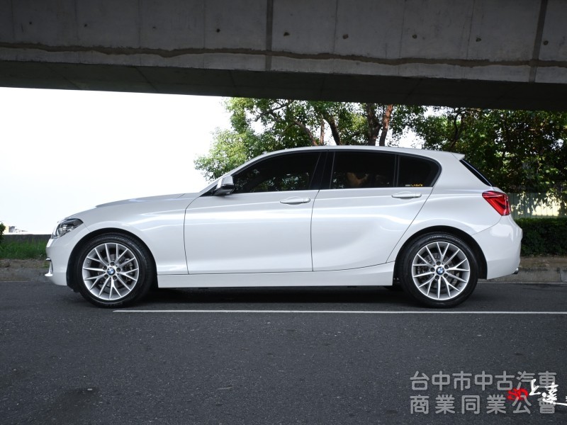 2018 BMW 1-Series Hatchback 118i 白色