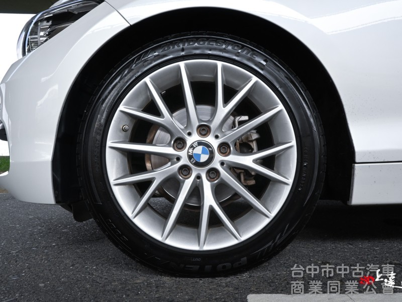 2018 BMW 1-Series Hatchback 118i 白色