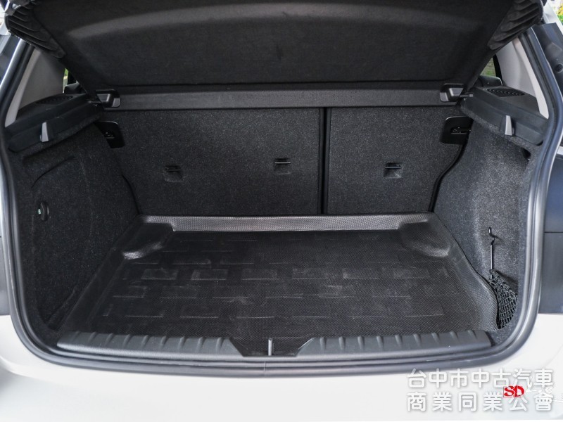 2018 BMW 1-Series Hatchback 118i 白色