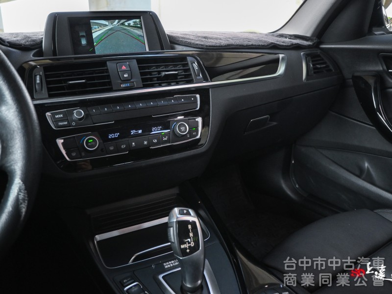 2018 BMW 1-Series Hatchback 118i 白色