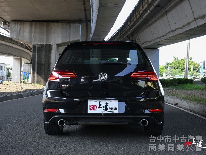 2020 Volkswagen Golf GT GTI Performance 黑色