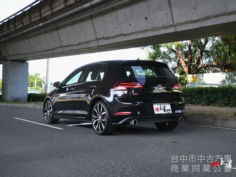 2020 Volkswagen Golf GT GTI Performance 黑色
