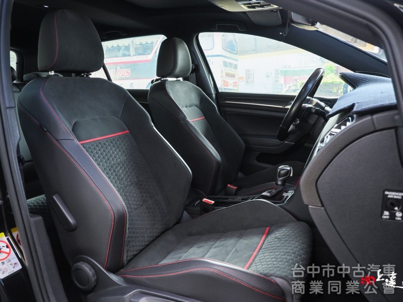 2020 Volkswagen Golf GT GTI Performance 黑色