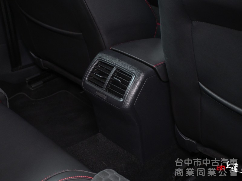 2020 Volkswagen Golf GT GTI Performance 黑色