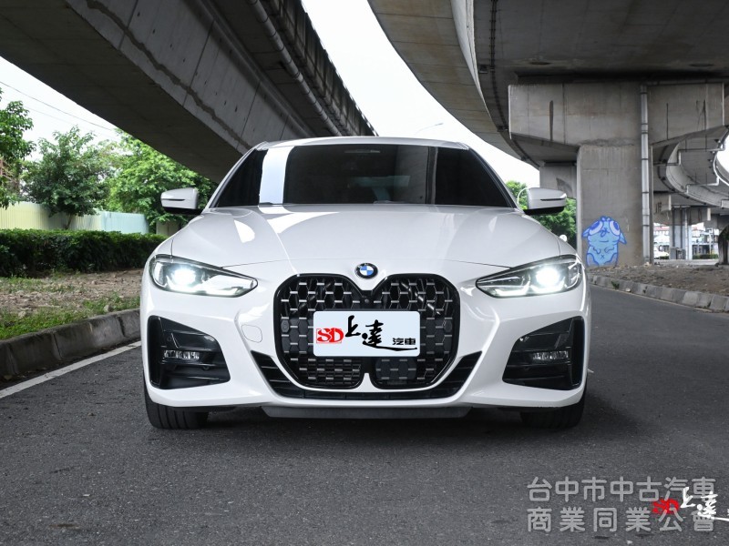 2021 BMW 4-Series Coupe 420i M Sport 白色