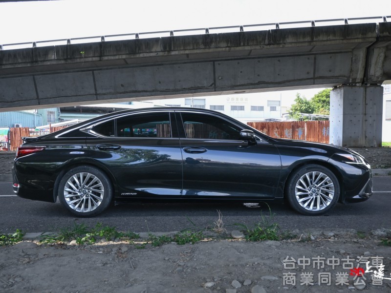 2020 Lexus ES 300h旗艦版