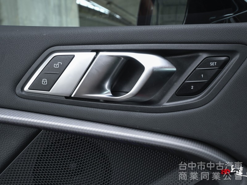 2022 BMW 1-Series 118i Edition ColorVision