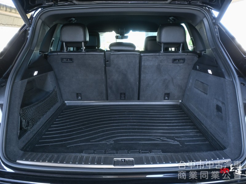 2018 Porsche Cayenne V6