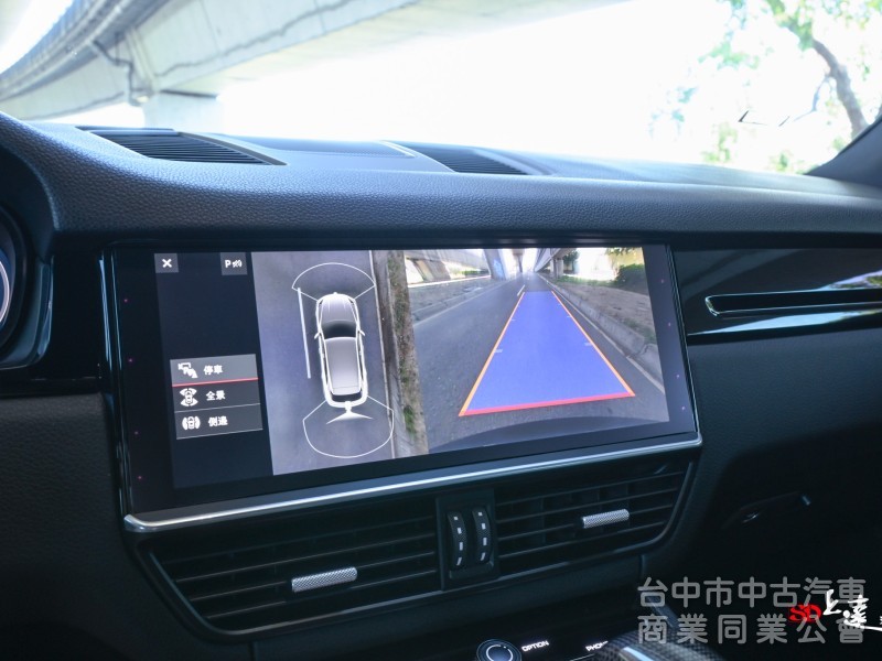 2018 Porsche Cayenne V6