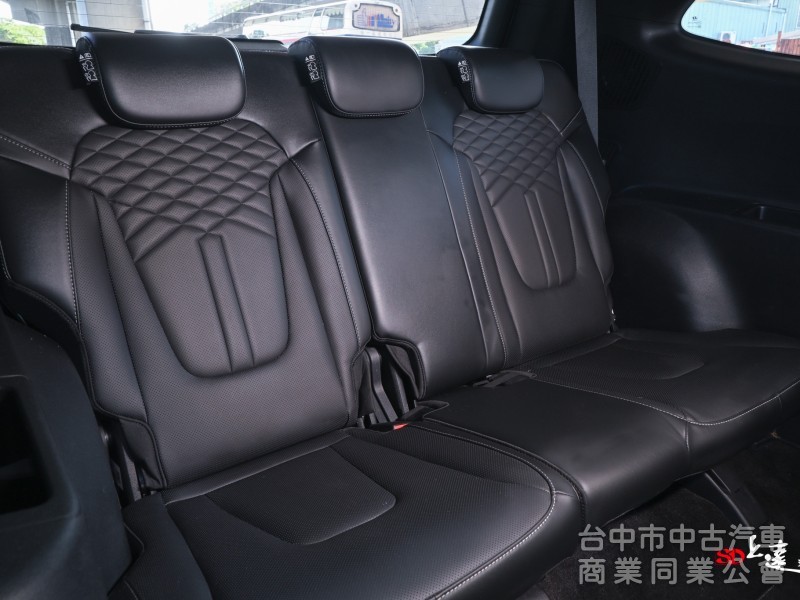 2023 Hyundai Custin GLT-B VIP 