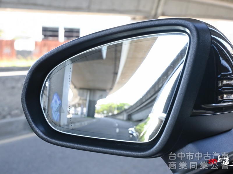 2021 M-Benz CLA Shooting Brake CLA200