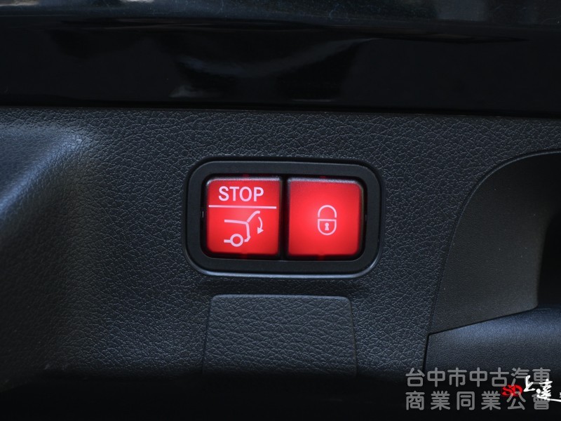 2021 M-Benz CLA Shooting Brake CLA200