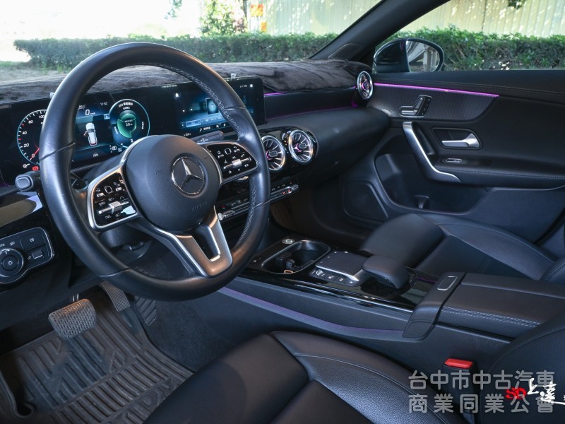 2021 M-Benz CLA Shooting Brake CLA200