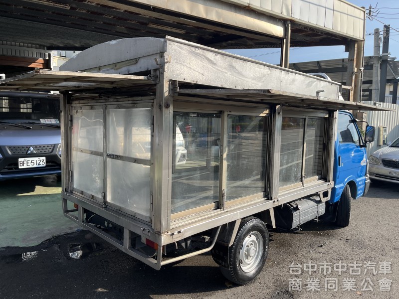 2011年 載卡多 全台絕無僅有 白鐵斗食品櫃櫥窗 打開即可做生意❗️