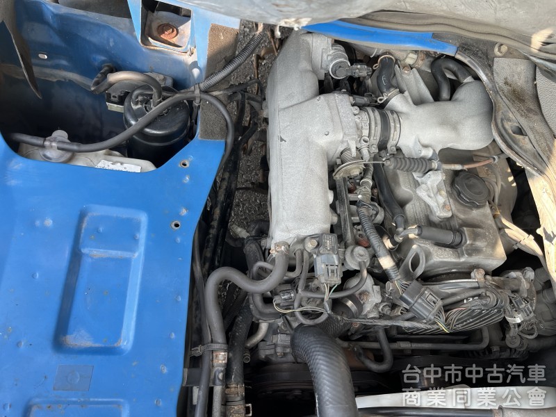 2011年 載卡多 全台絕無僅有 白鐵斗食品櫃櫥窗 打開即可做生意❗️