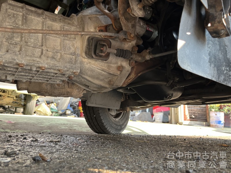 2011年 載卡多 全台絕無僅有 白鐵斗食品櫃櫥窗 打開即可做生意❗️