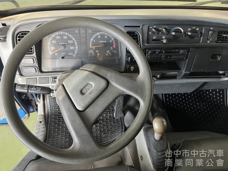 1996年 堅達三噸半 有冷氣！