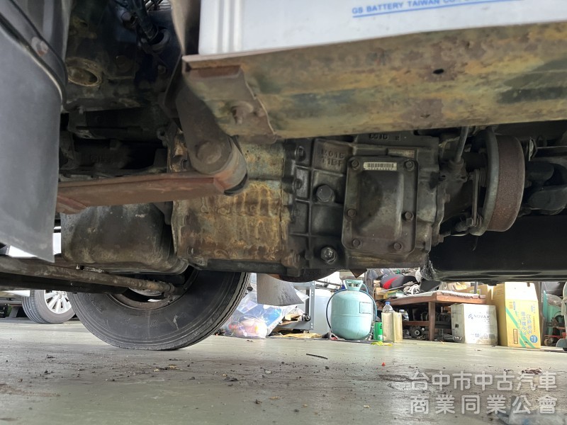 1996年 堅達三噸半 有冷氣！